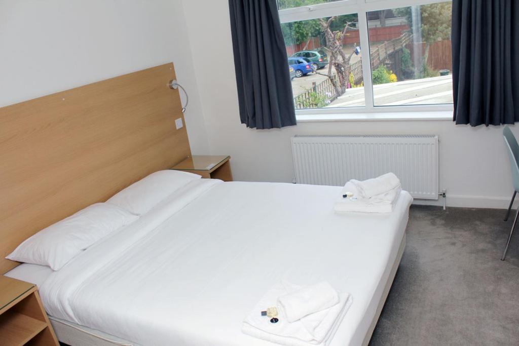 Gidea Park Hotel Romford Eksteriør billede